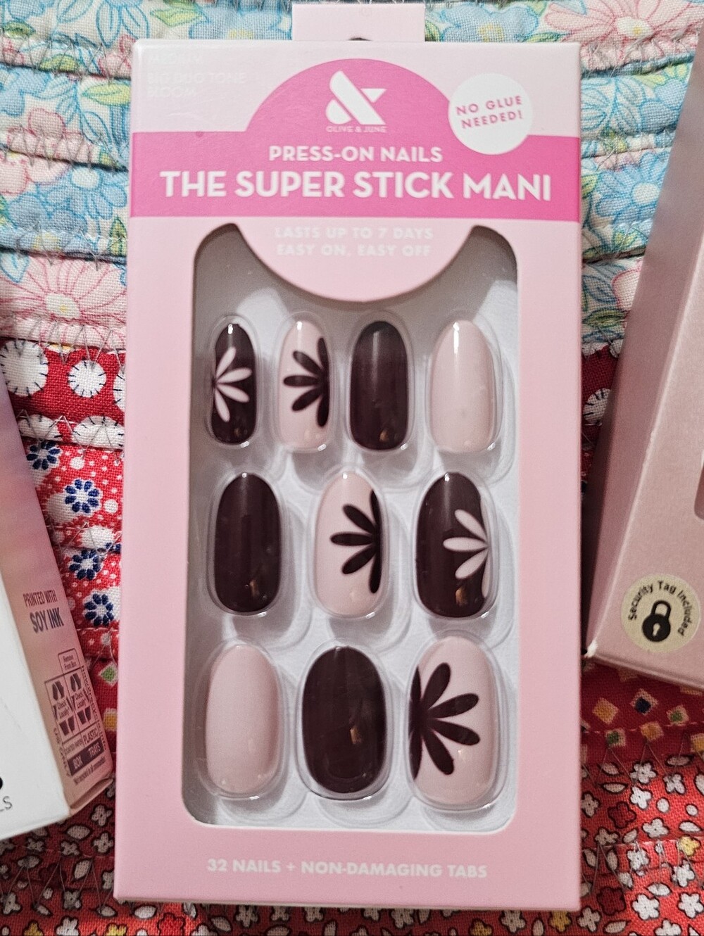 Assorted Press-on Nails by KISS, Olive and June, and imPRESS DUPLICATE LISTING - Picture 6 of 7